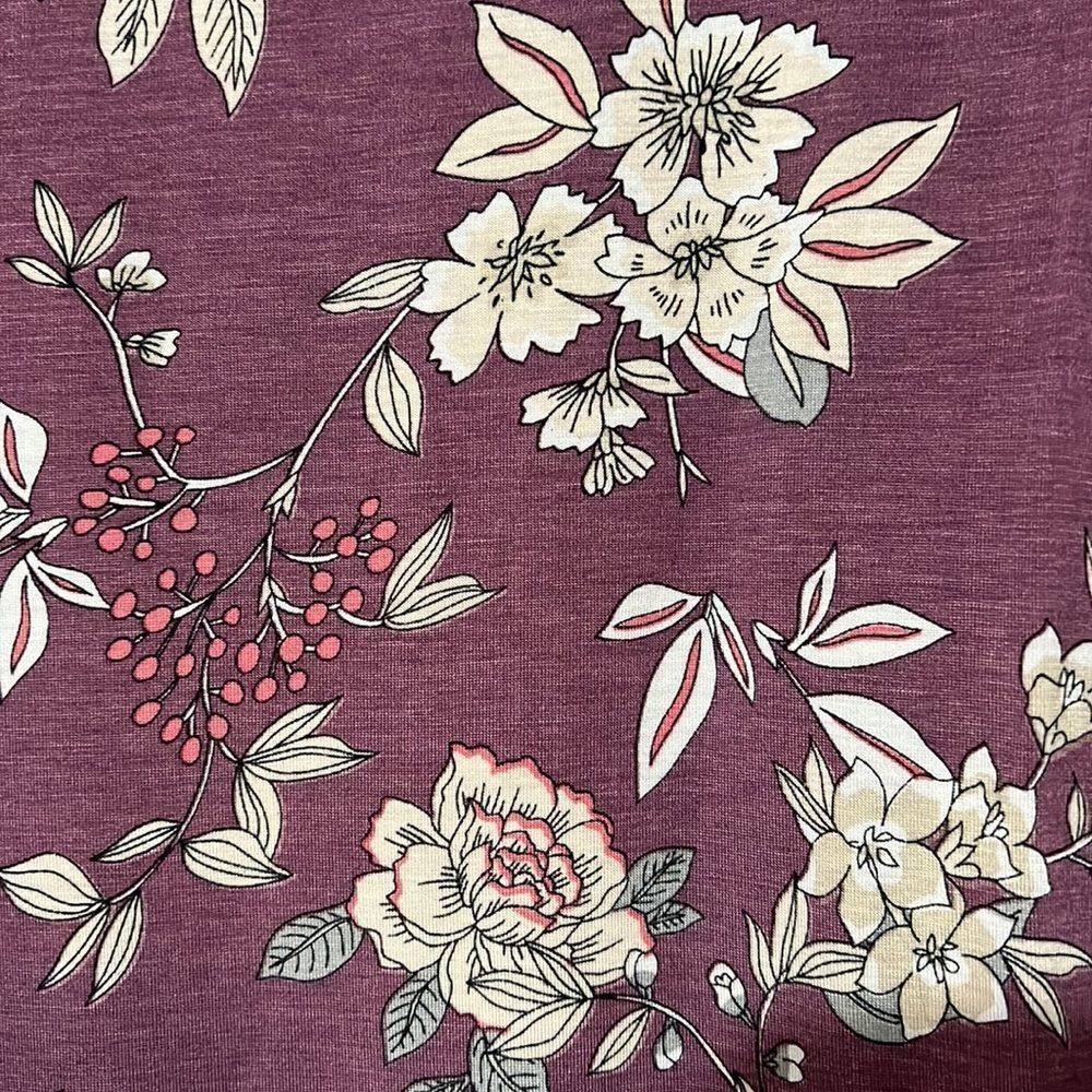 Floral Tee - Picture 3 of 5